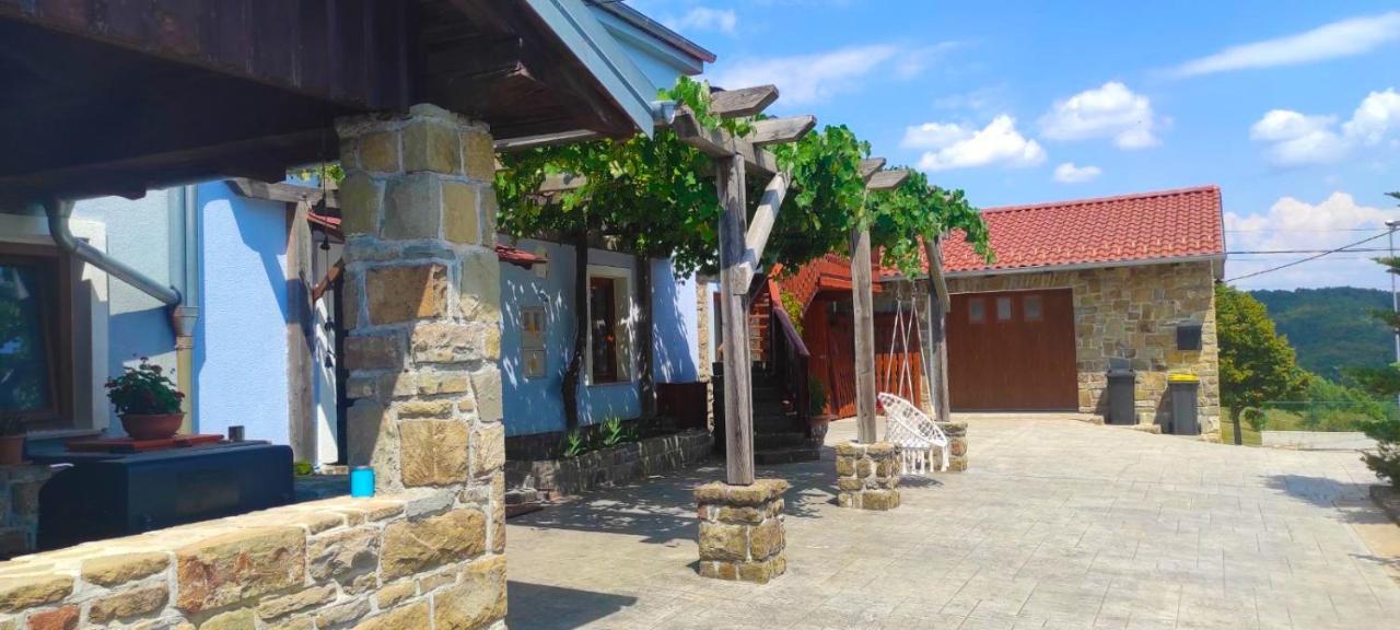 Adori Apartment Илирска Бистрица Екстериор снимка